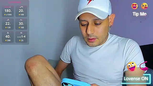 jhonyalzate2 online show from 12.02.24