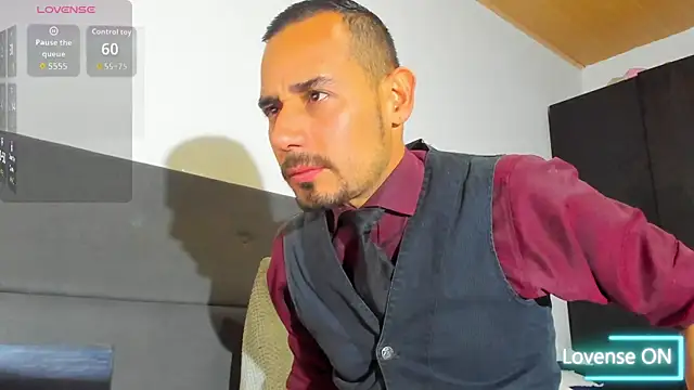 jhonyalzate2 online show from 01.08.26