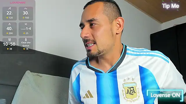 jhonyalzate2 online show from 04.01.26