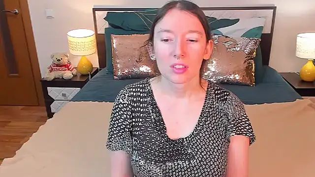 CatherineWalls online show from 02.05.26