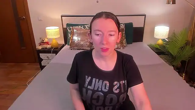 CatherineWalls online show from 07.06.26