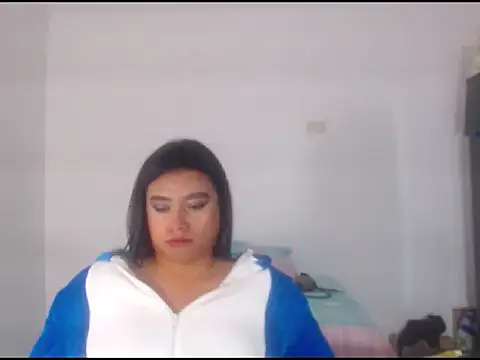 Snapshot of katrinawillff chatting on 06.06.26 katrinawillff online show from 06.06.26