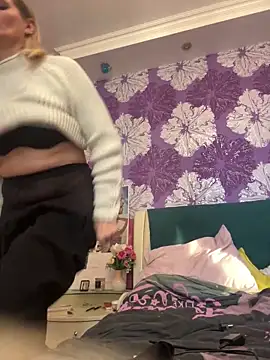 AngelOxy online show from 01.04.25