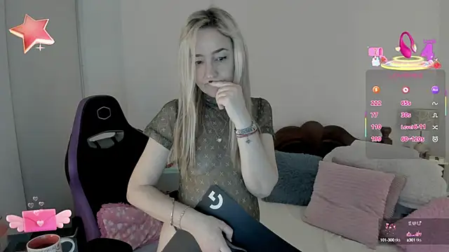 Snapshot of 1Sweetnina chatting on 09.15.25 1Sweetnina online show from 09.15.25