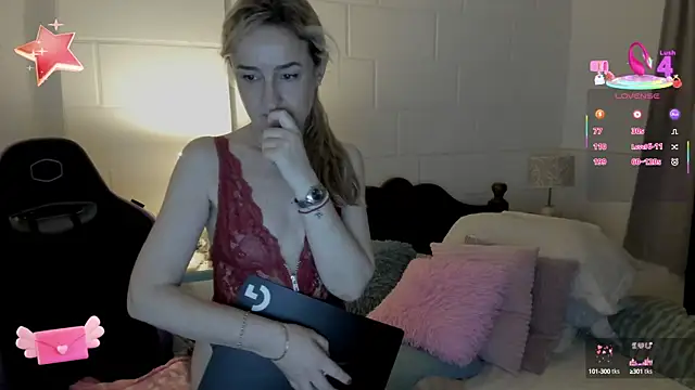 Snapshot of 1Sweetnina chatting on 09.23.25 1Sweetnina online show from 09.23.25