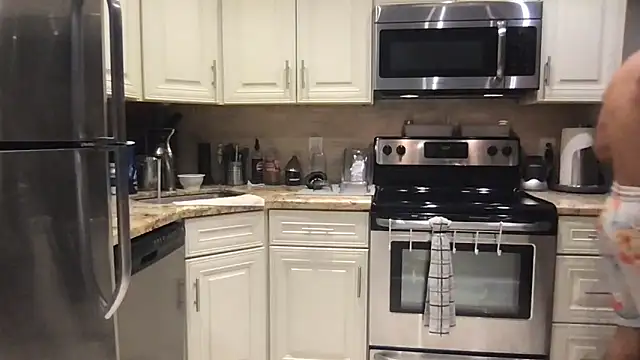 BigGuyMuscle online show from 09.28.25