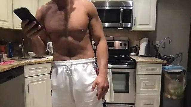 BigGuyMuscle online show from 03.03.26