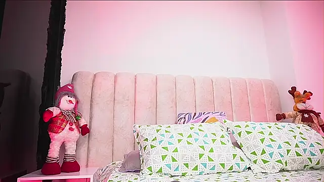 alexaa walker online show from 11.04.25