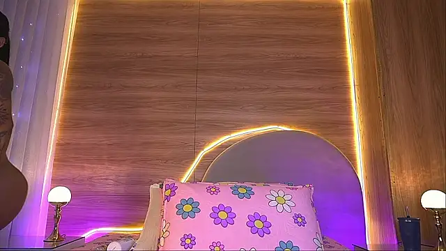 alexaa walker online show from 02.22.26