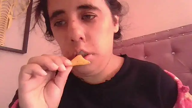 annarose19 online show from 02.17.26