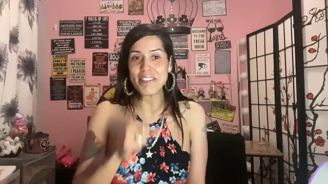 latinacubana online show from 02.05.25