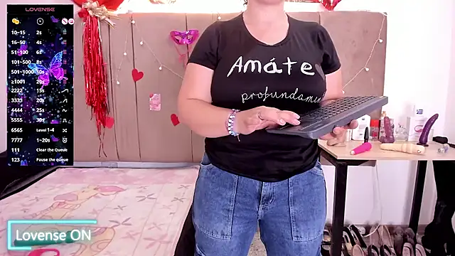 Zaly mature online show from 10.17.25