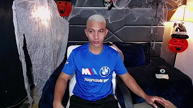 liam howard online show from 10.30.25