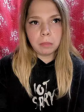 Zuli Kiska online show from 10.28.25