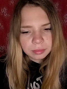 Zuli Kiska online show from 11.19.25