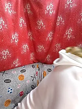 Zuli Kiska online show from 03.12.26