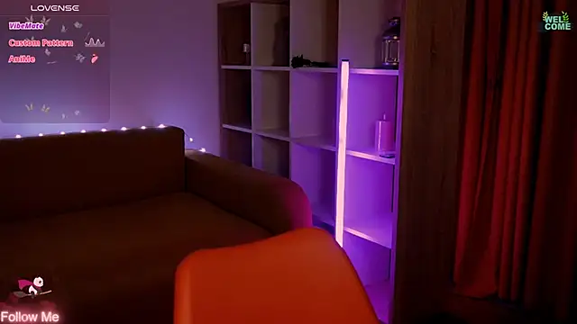 ItsAlisia online show from 04.15.26