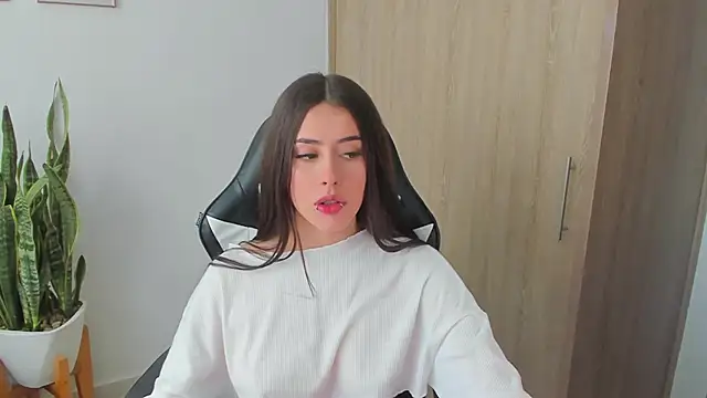 iriswest  online show from 12.26.24