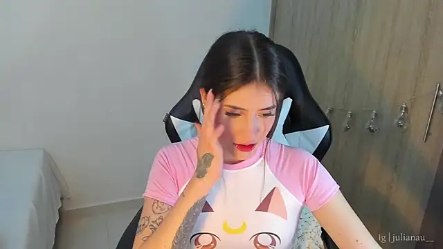 iriswest  online show from 01.10.25