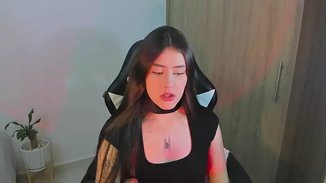 iriswest  online show from 02.11.25