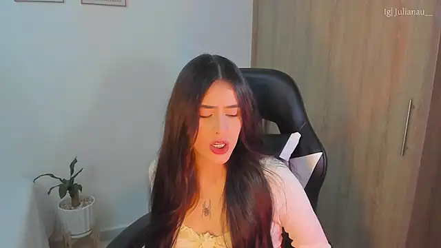 iriswest  online show from 02.20.25