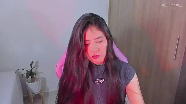 iriswest  online show from 02.22.25