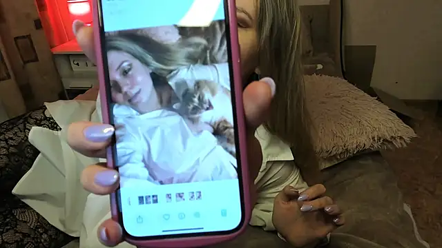 Vivian Davis online show from 01.10.25