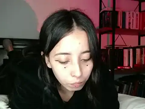 babyluna 8 8 online show from 12.24.24