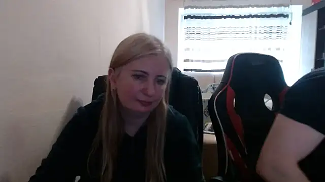PeterAndJen online show from 04.23.26