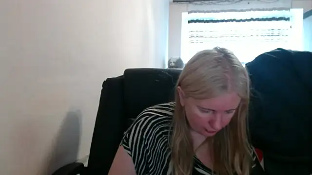 PeterAndJen online show from 05.11.26