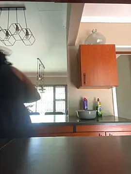 Sexy-Bubbles online show from 10.27.25