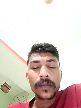 Snapshot of PrabV0319 chatting on 10.02.25 PrabV0319 online show from 10.02.25