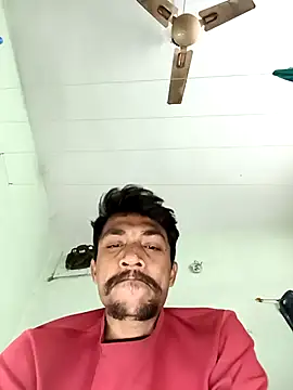 Snapshot of PrabV0319 chatting on 11.18.25 PrabV0319 online show from 11.18.25