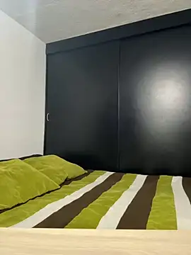 Angela isabella online show from 11.24.25