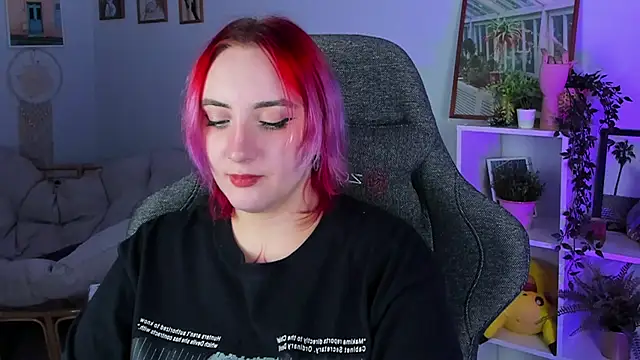 AsheLucker online show from 01.18.25