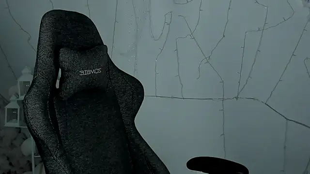 AsheLucker online show from 01.31.25