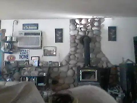 Snapshot of CROSSCOUNTRY1 chatting on 12.05.24 CROSSCOUNTRY1 online show from 12.05.24