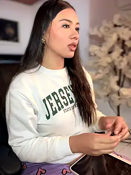 Ambar pe  online show from 10.26.25