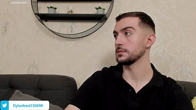 Snapshot of Dylan_Best chatting on 02.12.26 Dylan Best online show from 02.12.26