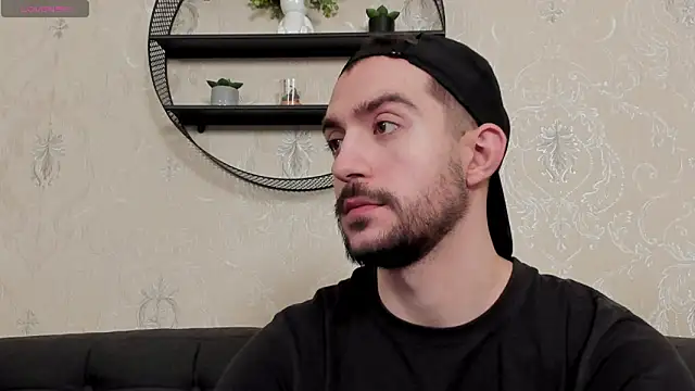 Snapshot of Dylan_Best chatting on 02.24.26 Dylan Best online show from 02.24.26