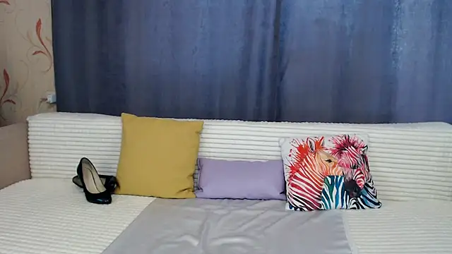 Snapshot of Emilyzest777 chatting on 02.03.25 Emilyzest777 online show from 02.03.25