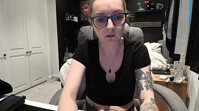 short sweetpea online show from 09.22.25