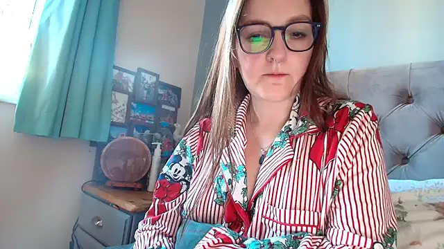 short sweetpea online show from 11.30.25