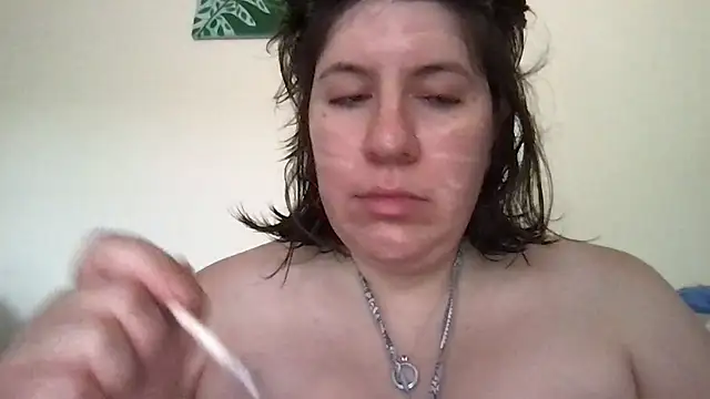 Snapshot of HYPHYtype chatting on 06.30.26 HYPHYtype online show from 06.30.26
