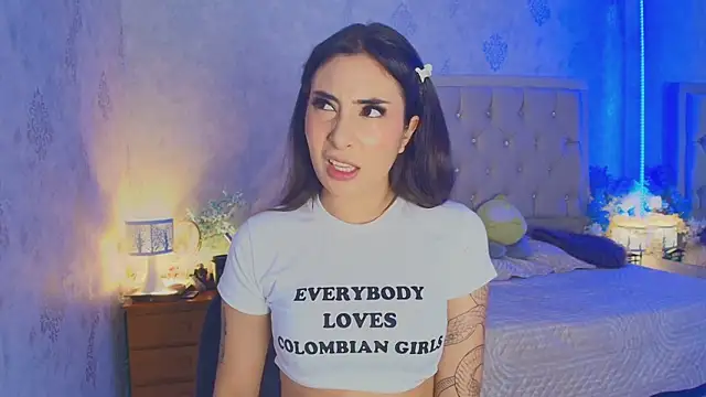 Snapshot of nini_love01 chatting on 02.06.25 nini love01 online show from 02.06.25