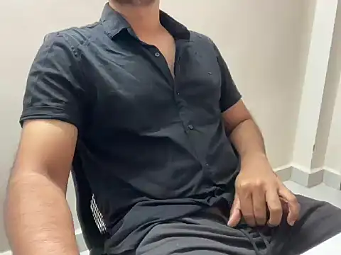 Snapshot of Arjun78877 chatting on 10.04.25 Arjun78877 online show from 10.04.25