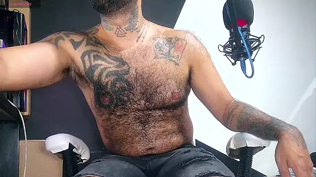 TeddyGominola  online show from 11.12.25