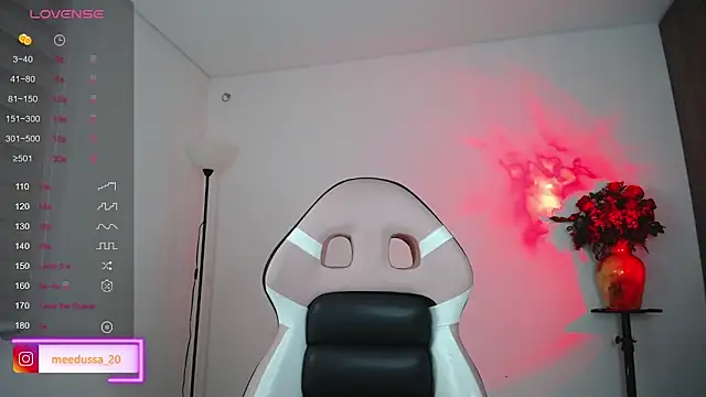 meedussa 20  online show from 02.22.26