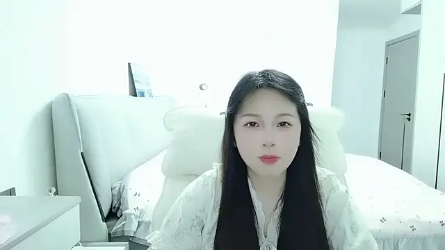 Snapshot of Sunset_glow chatting on 05.19.26 Sunset glow online show from 05.19.26