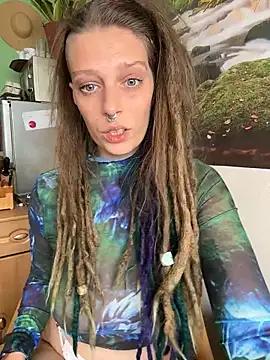 MenaDreadfull online show from 10.02.25